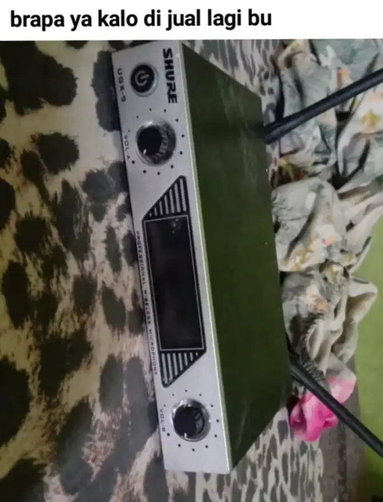 kotak mic ugx-9