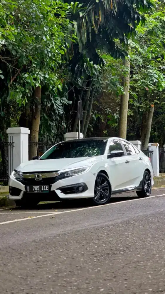 Honda Civic 1.5 E turbo