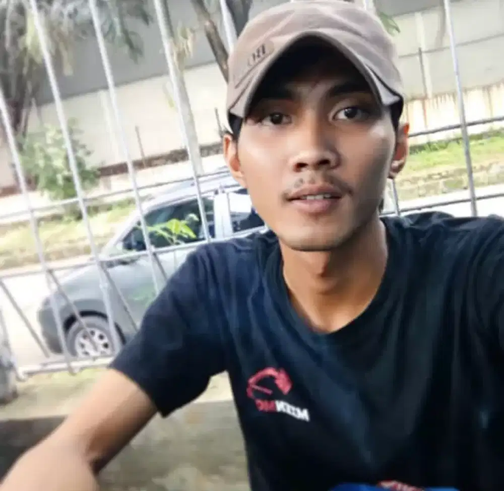 Mencari pekerjaan apa saja
