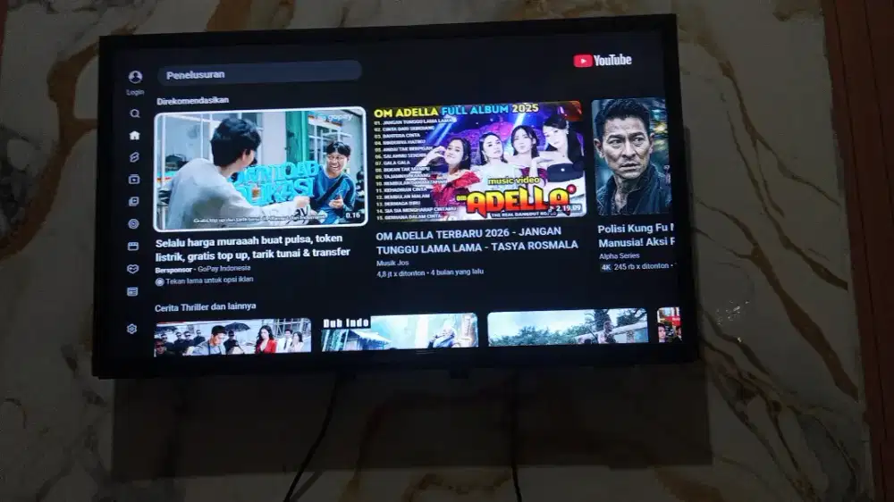 LED Polygon smart tv