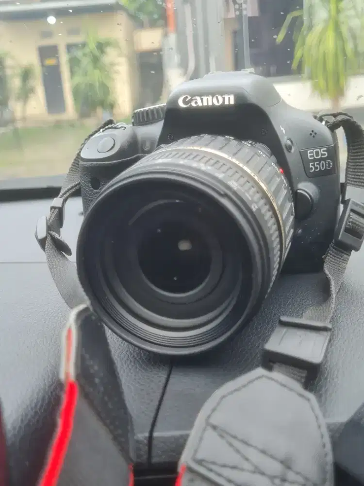 Dijual kamera Canon 550D