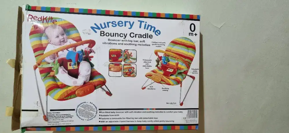 Kursi bayi Baby bouncer merk red kite