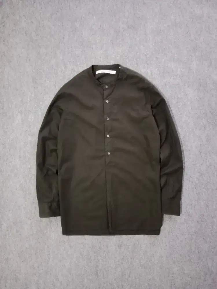 Kemeja sanghai UNIQLO size M