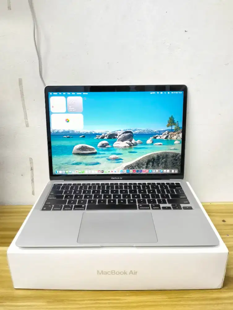 MacBook Air M1 2020 Ram 8GB SSD 256GB Fullset Ex iBox