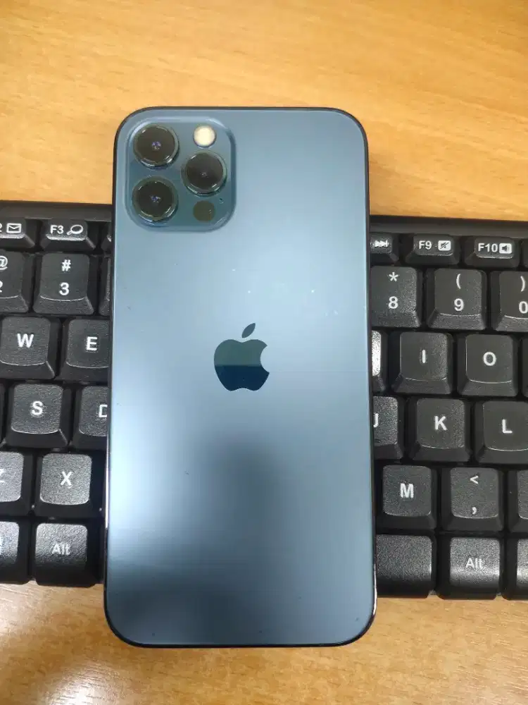 iPhone 12 pro 128