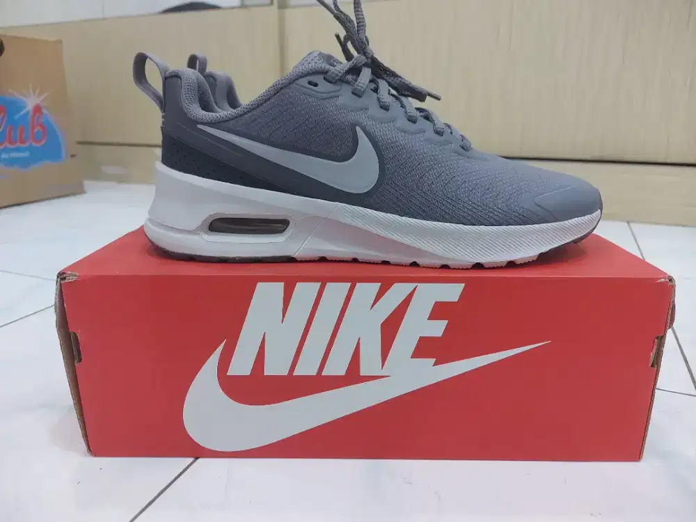 Sepatu Nike Air Max Nuaxis