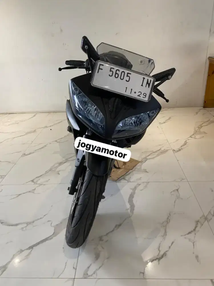 1 - YAMAHA R15 V2 TAHUN 2014