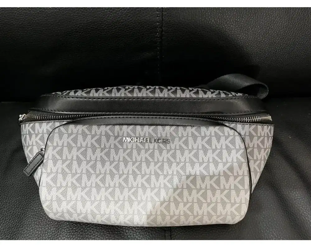 Tas Pinggang  -  Michael Kors - Original