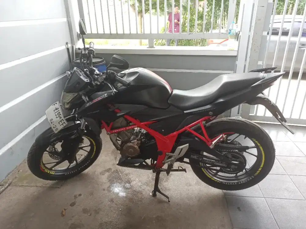 CB150R streetfire tahun 2018