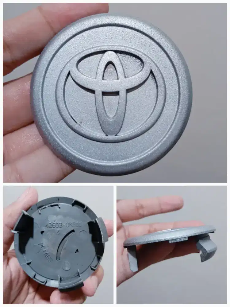 Dop Tutup Velg Toyota Silver