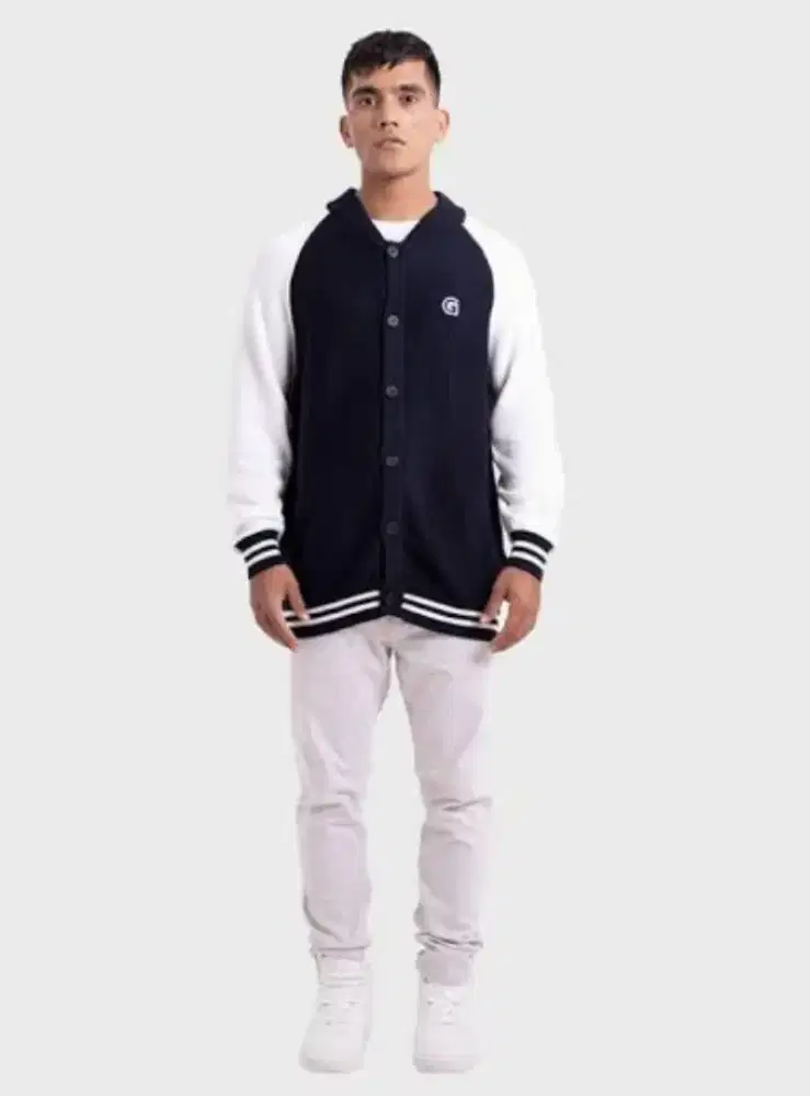 Greenlight Cardigan sz L besar luar