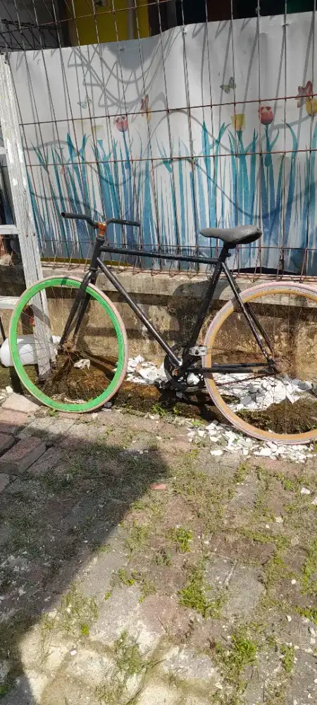 Dijual sepeda 2 unit apa adanya