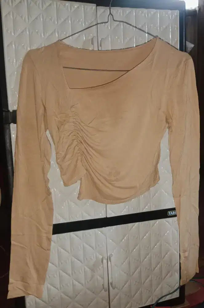 Baju wanita lengan panjang crop