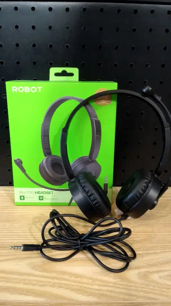 WIRED HEADPHONE