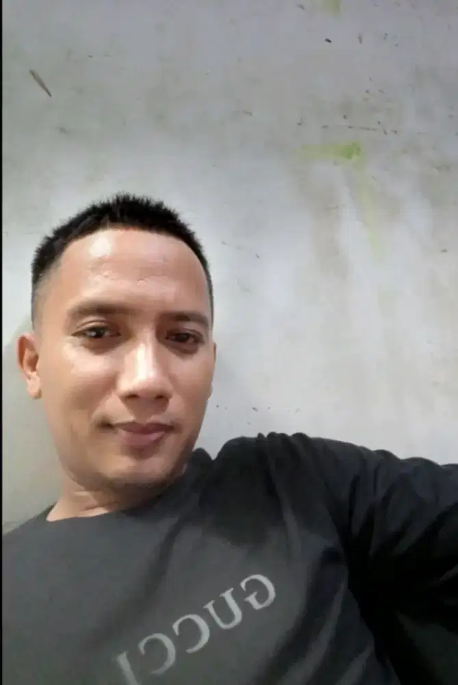 SAYA CARI PEKERJAAN YANG PENTING HALAL