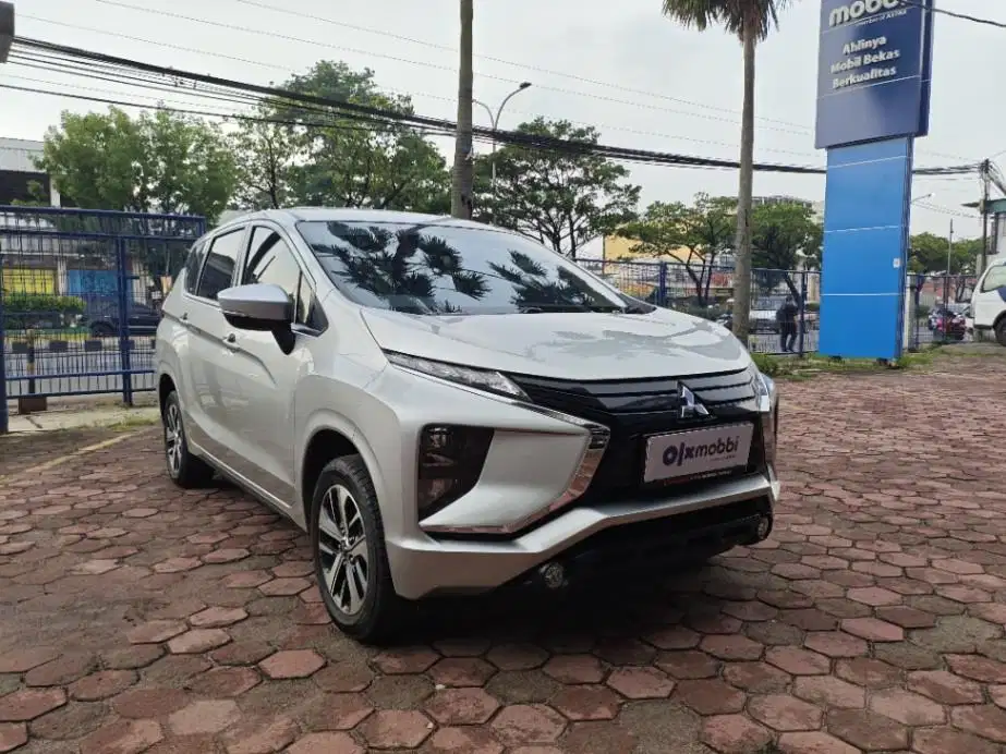 DP MURAH Mitsubishi Xpander 1.5 Exceed Bensin-AT 2018 Abu CPFQB