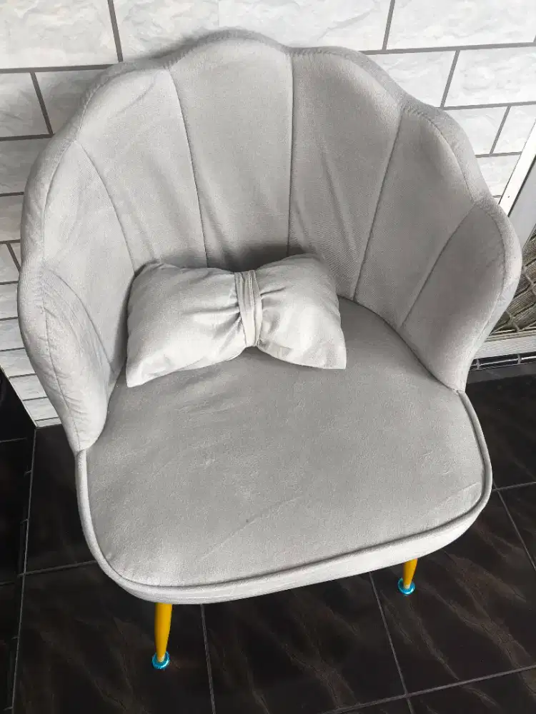 Kursi Makan Belakang Kamar Tidur Kursi Rias Meja Rias Kuku Minimalis