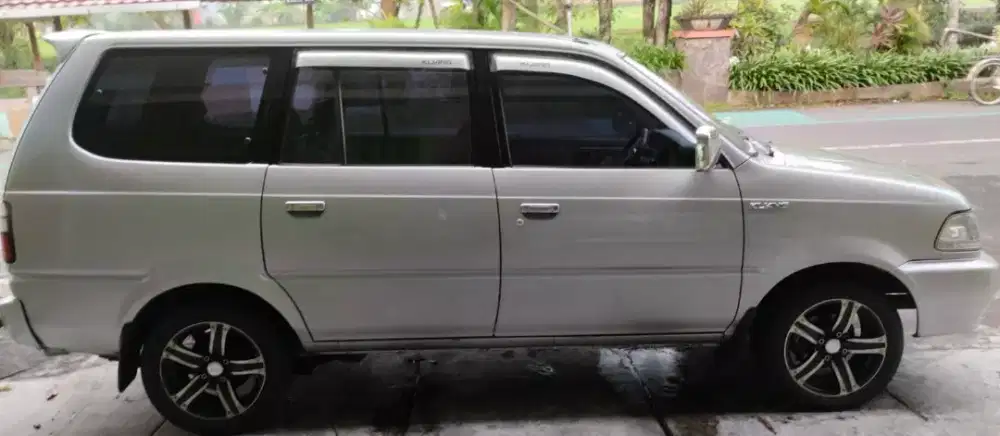 Kijang LGX Diesel 2001 Manual