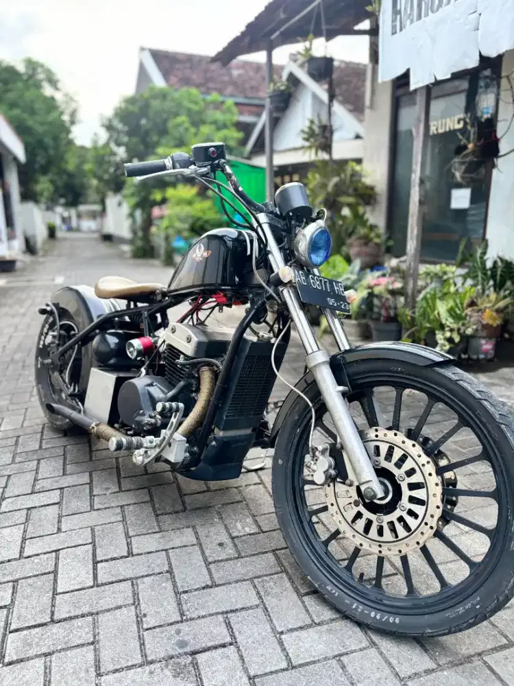 Moge 350cc dobel silinder