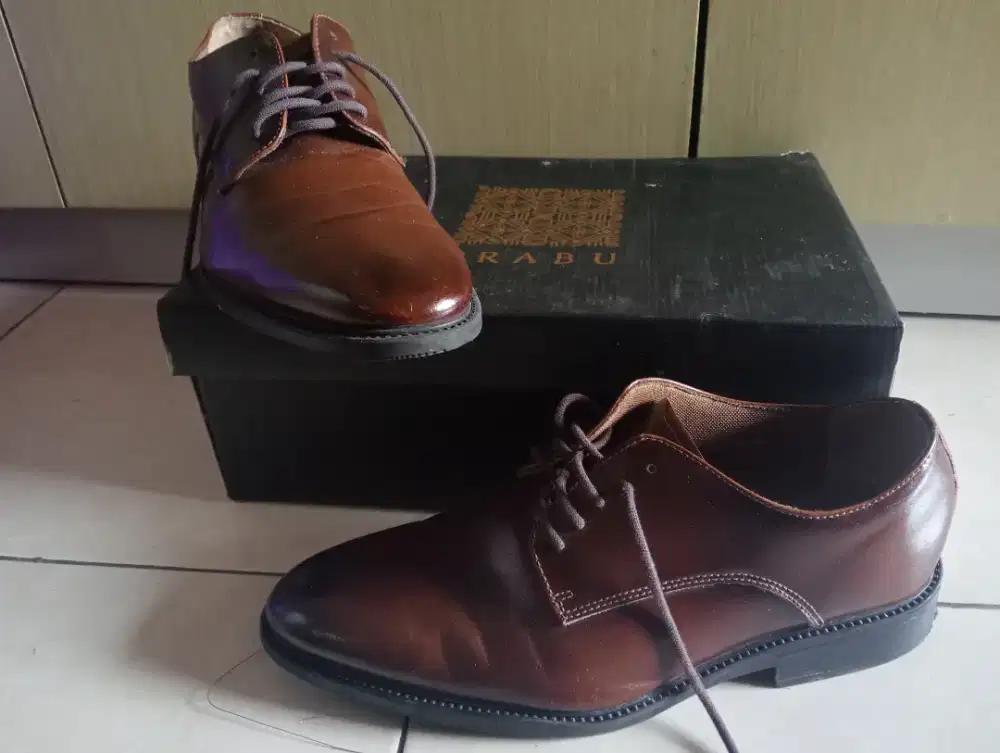 Sepatu Kulit Prabu