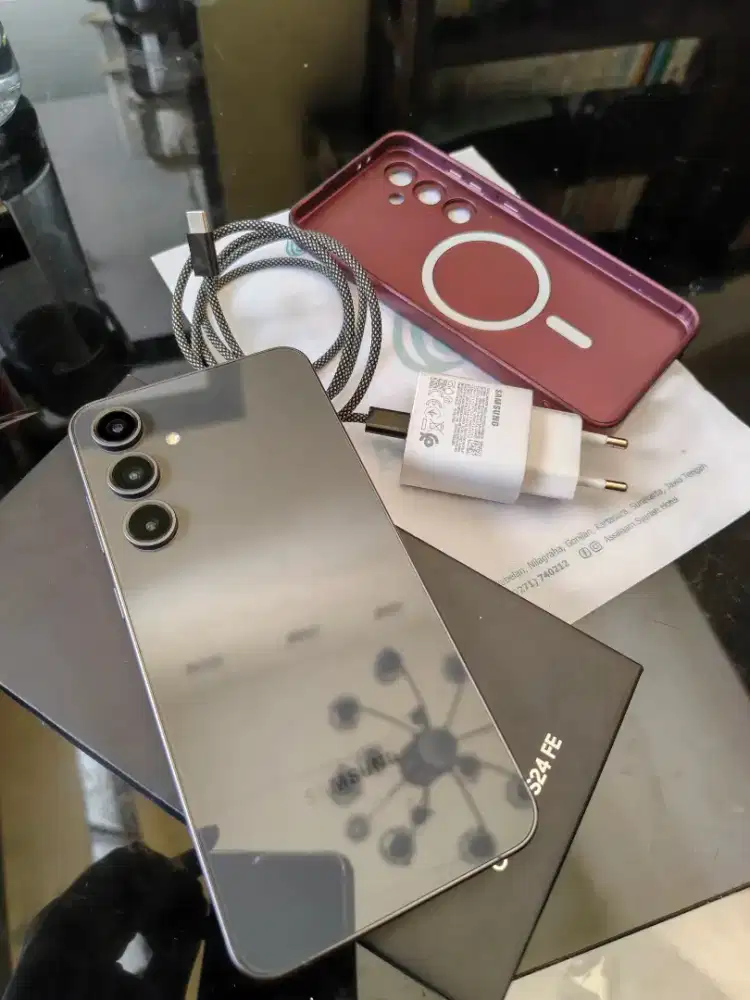 Samsung S24 FE, kondisi mulus istimewa 8/256gb