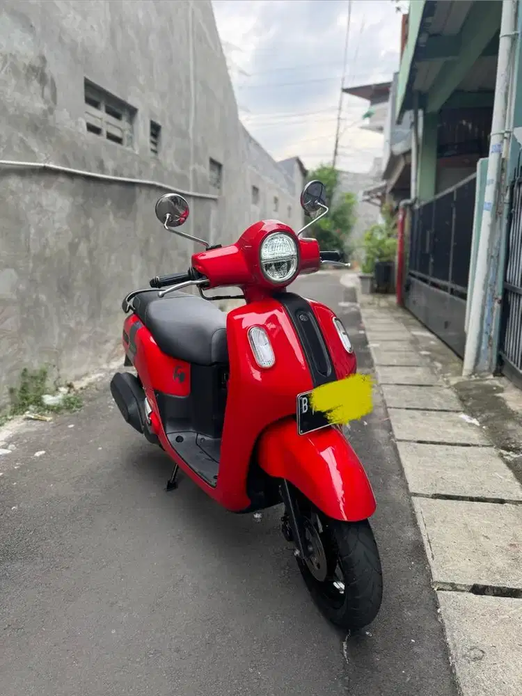 Yamaha Fazzio Merah