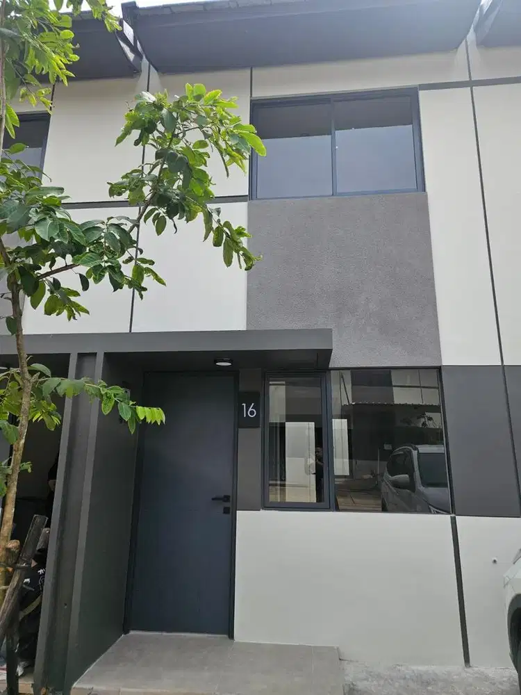 Disewakan rumah baru Park Serpong Livin XYX unit Charm