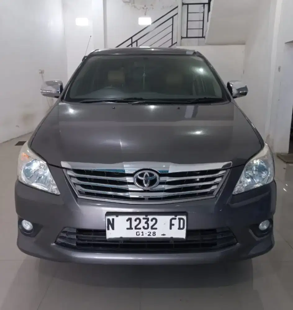 Toyota Innova  G Diesel Manual 2013
