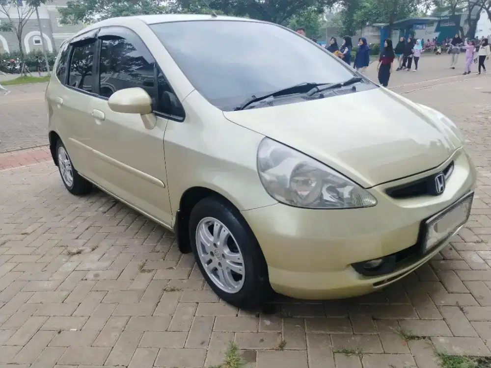 Honda Jazz IDSI matic 2005 mulus
