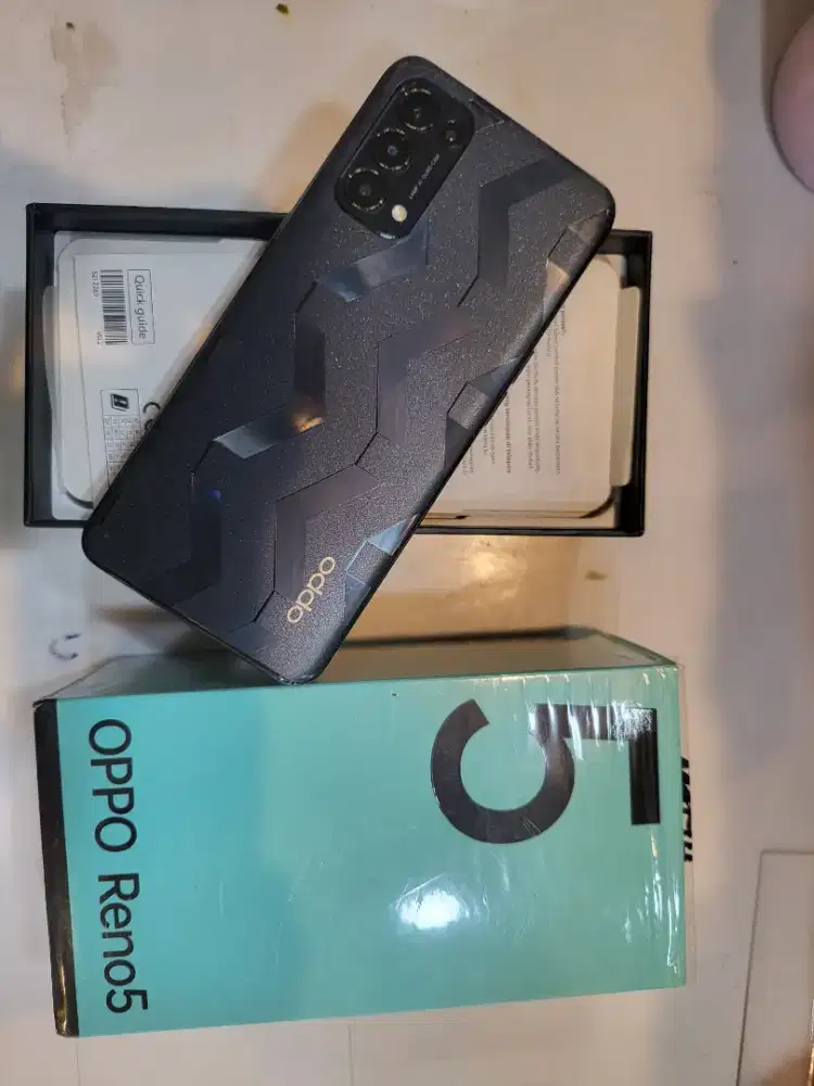 Oppo reno 5 8/128GB