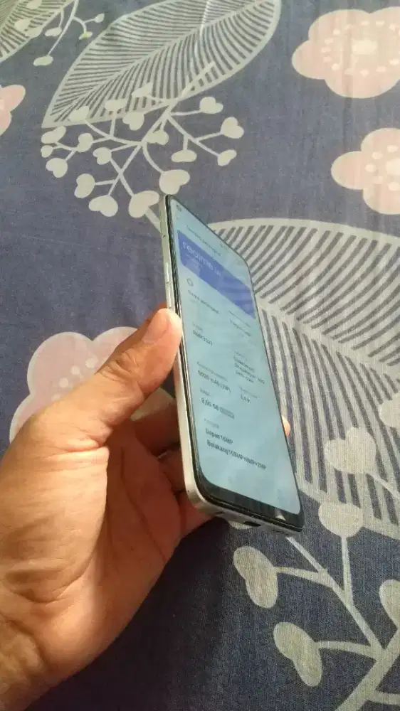 Realme 9 4g mulus kaya baru punya istri