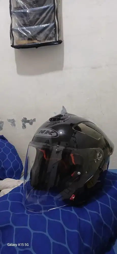 Helm ink ukuran L