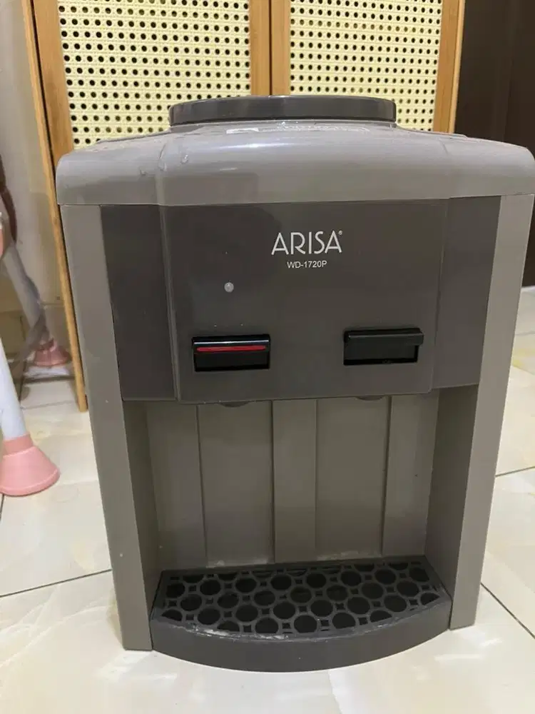 Dispenser Arisa Bekas