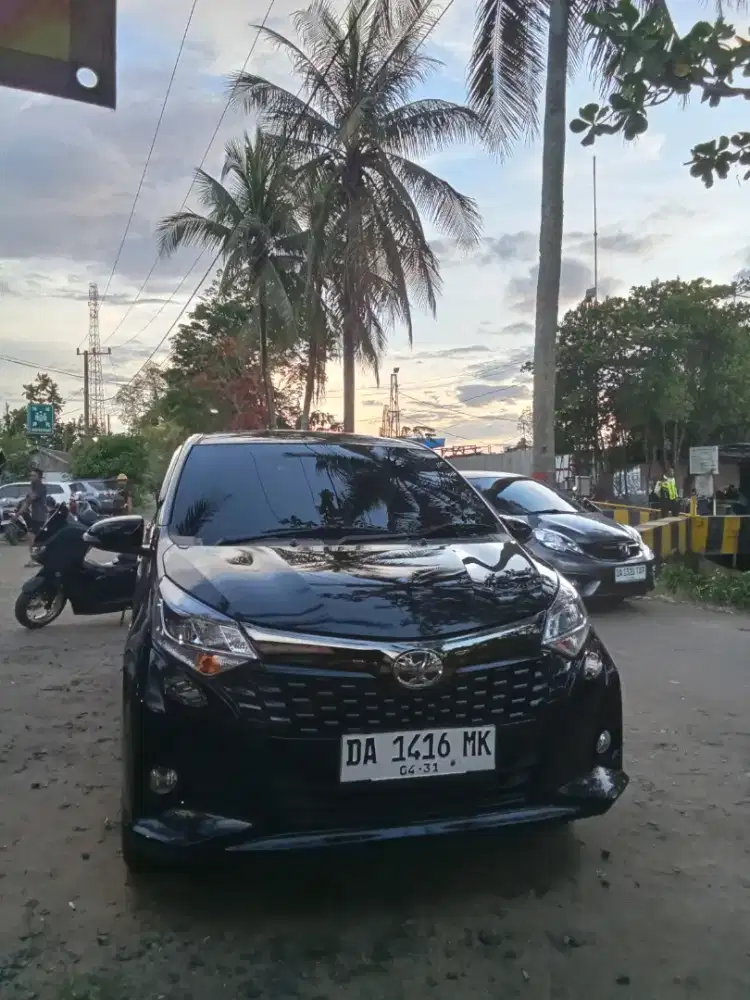 Rental mobil dan supir cewe