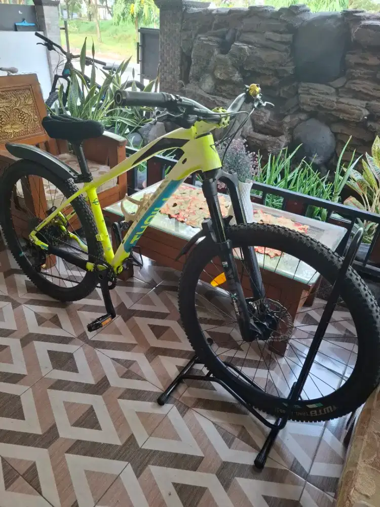 Thrill Ravage 27.5 Size L – Mulus, Standar Pabrik, Fork Lockout Normal