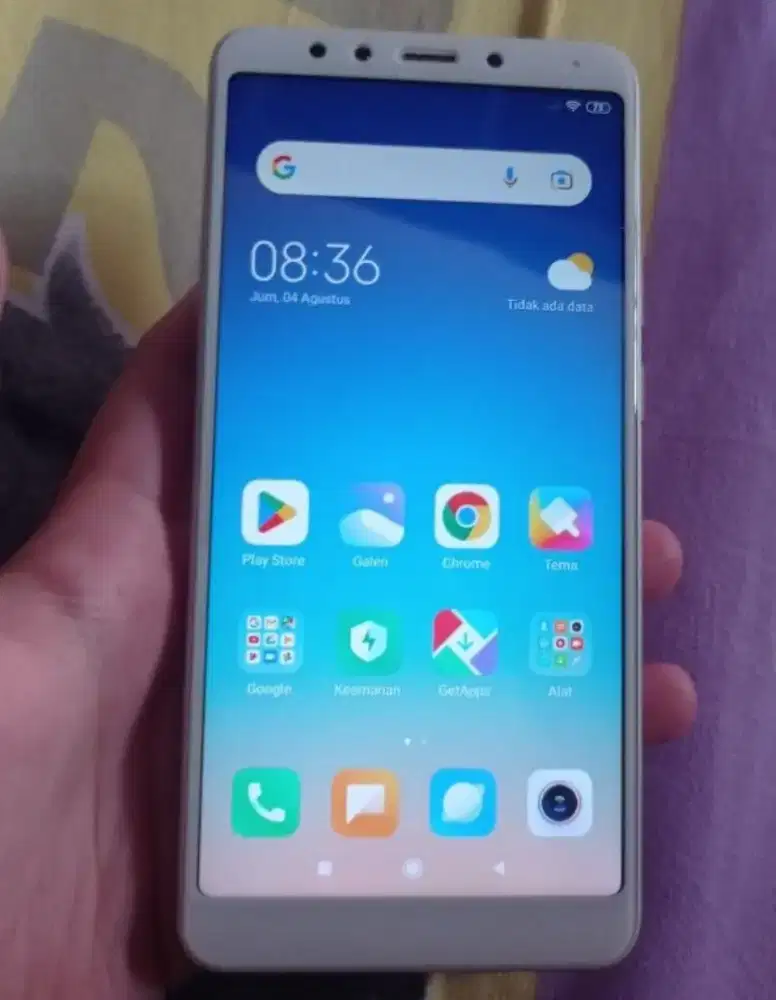Xiaomi Redmi 5 (3/32) Like New Bisa Tukar Tambah