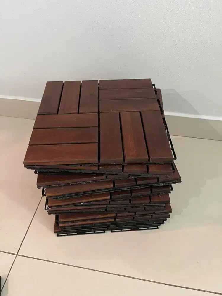 Lantai Dek Kayu IKEA