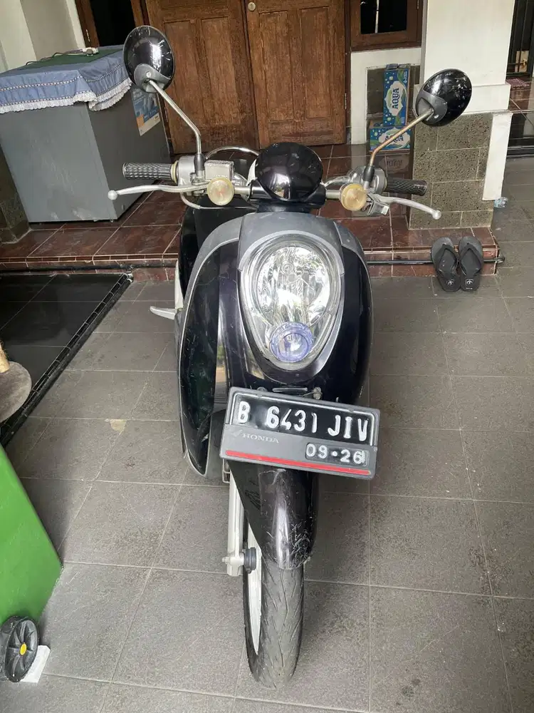 Scoopy Carbu Tahun 2011 warna ungu tangan pertama dari baru