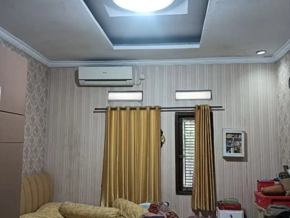 SEMI FURNISHED MURAH !!! Luas 165 Siap huni di Pancoran Mas Depok