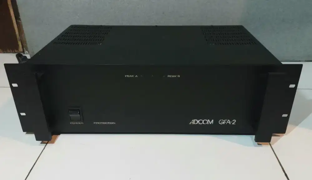 Power Adcom GFA-2