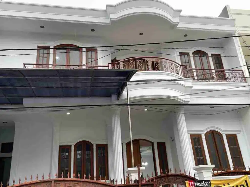 RUMAH SIAP HUNI 3 LANTAI SUNTER