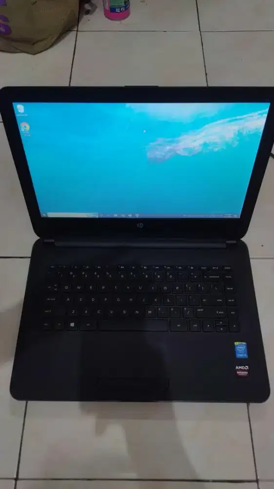 Laptop HP 240 G4