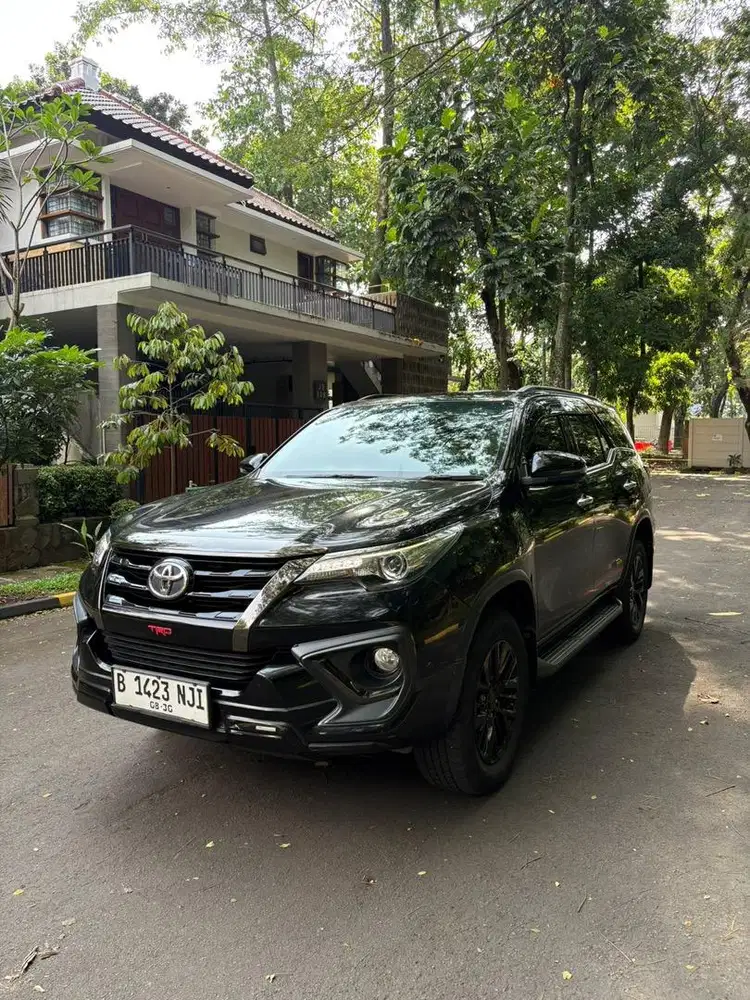 (Cash) Fortuner VRZ TRD 2020 AT