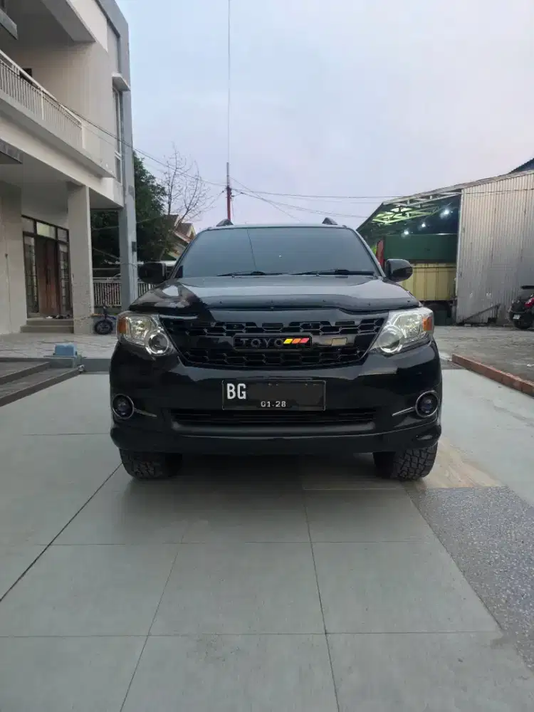 Fortuner 2.7 G matic bensin 2013