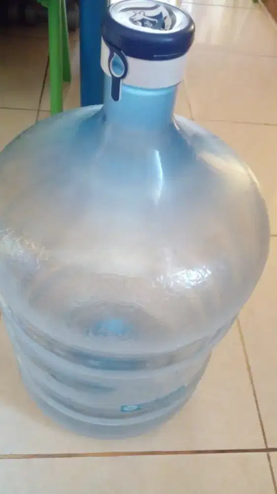 Gqlon aqua bekas