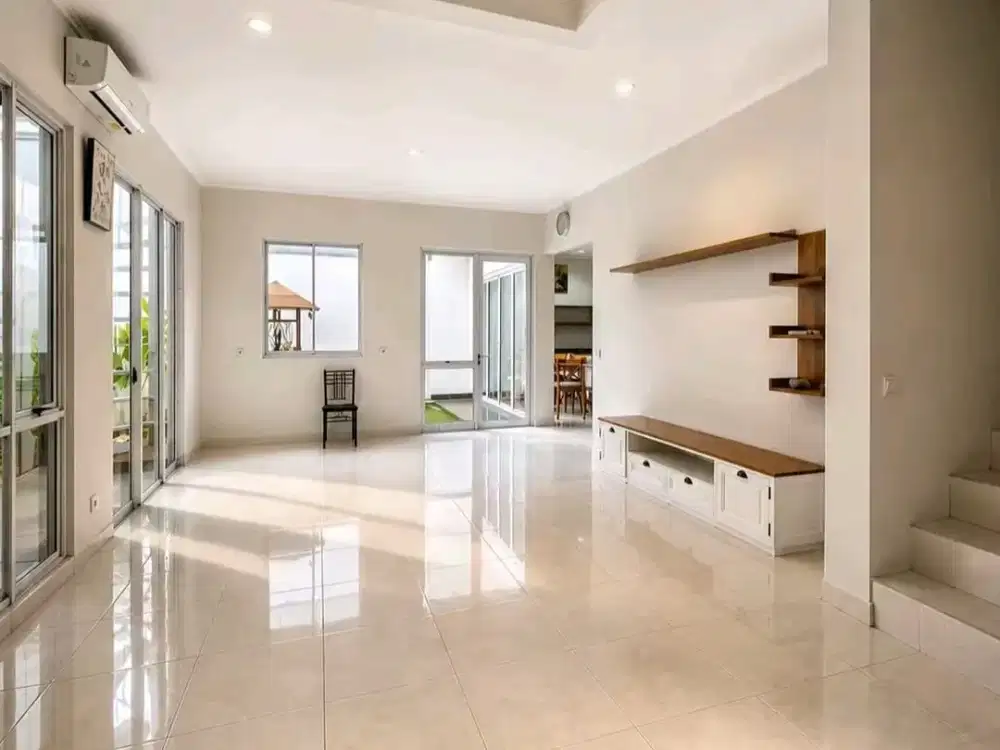 Dijual Rumah Hadap Selatan di Foresta, BSD By Rumah Chinida (Ay)