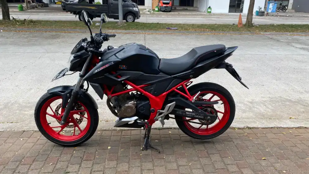 Dijual. Motor Honda CBR150.2017. Harga nego