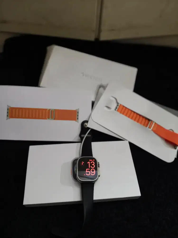 Apple Watch ultra 1 silver