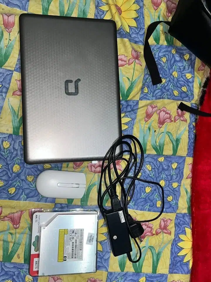 Laptop Compaq CQ42