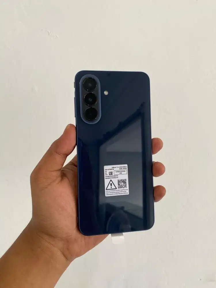 Samsung A57 8/256 gb